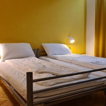 Sleep Inn Hostel Bukurešť Exteriér fotografie