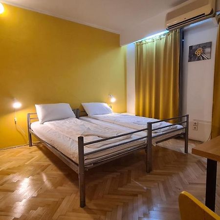 Sleep Inn Hostel Bukurešť Exteriér fotografie