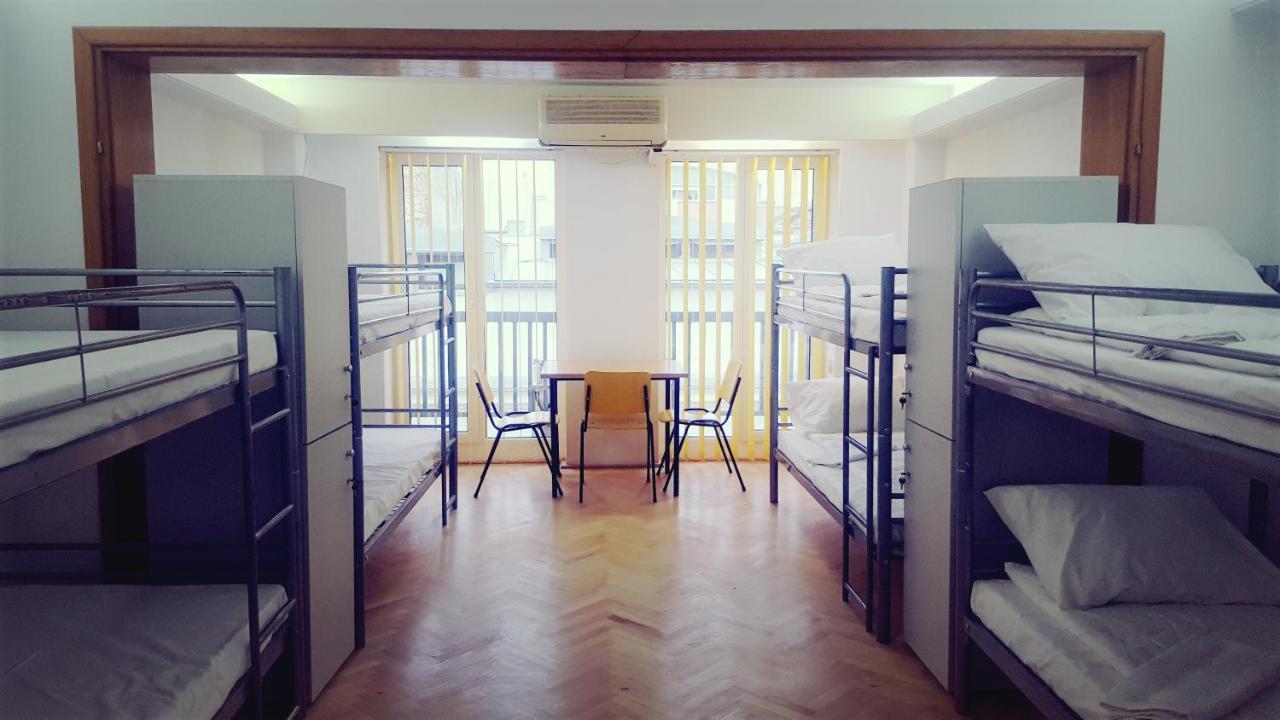 Sleep Inn Hostel Bukurešť Exteriér fotografie