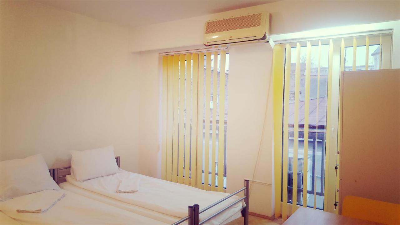 Sleep Inn Hostel Bukurešť Exteriér fotografie