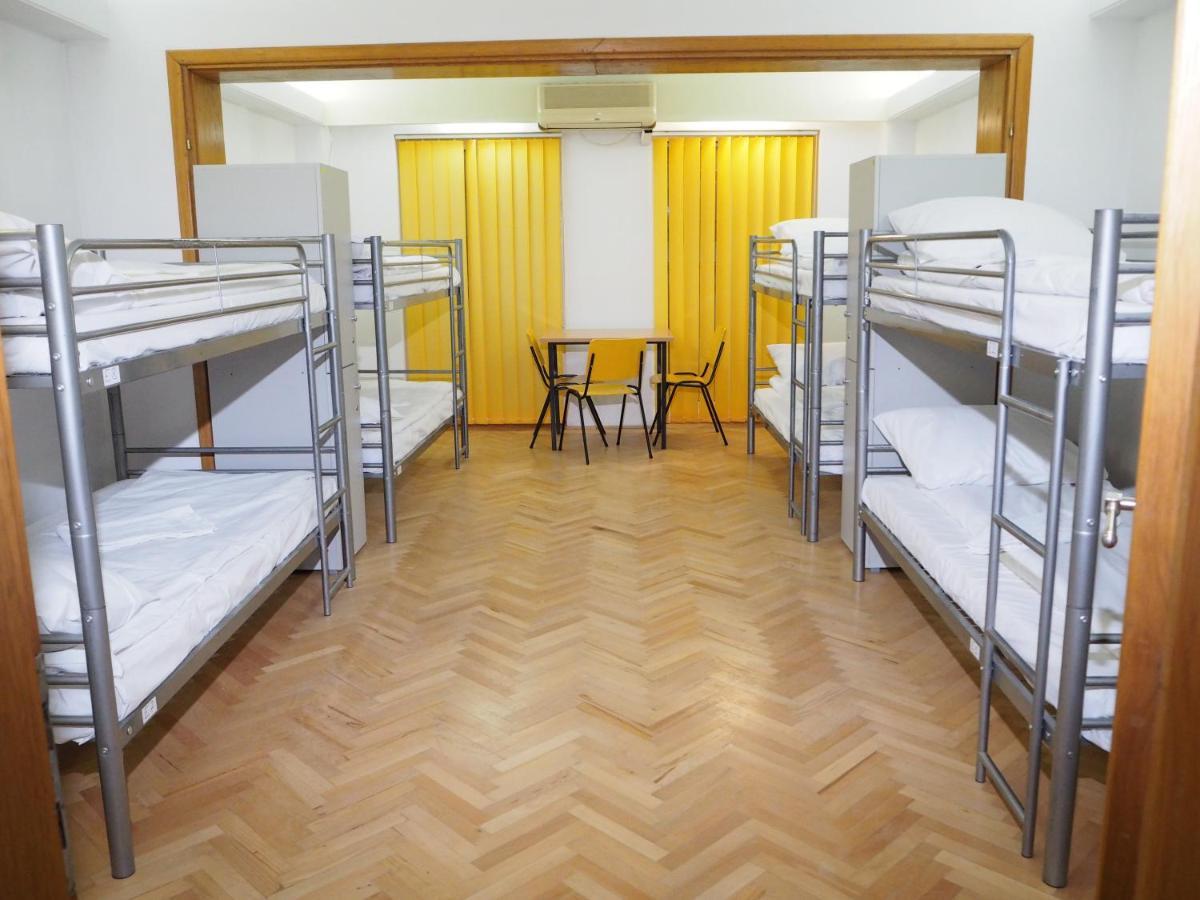 Sleep Inn Hostel Bukurešť Exteriér fotografie