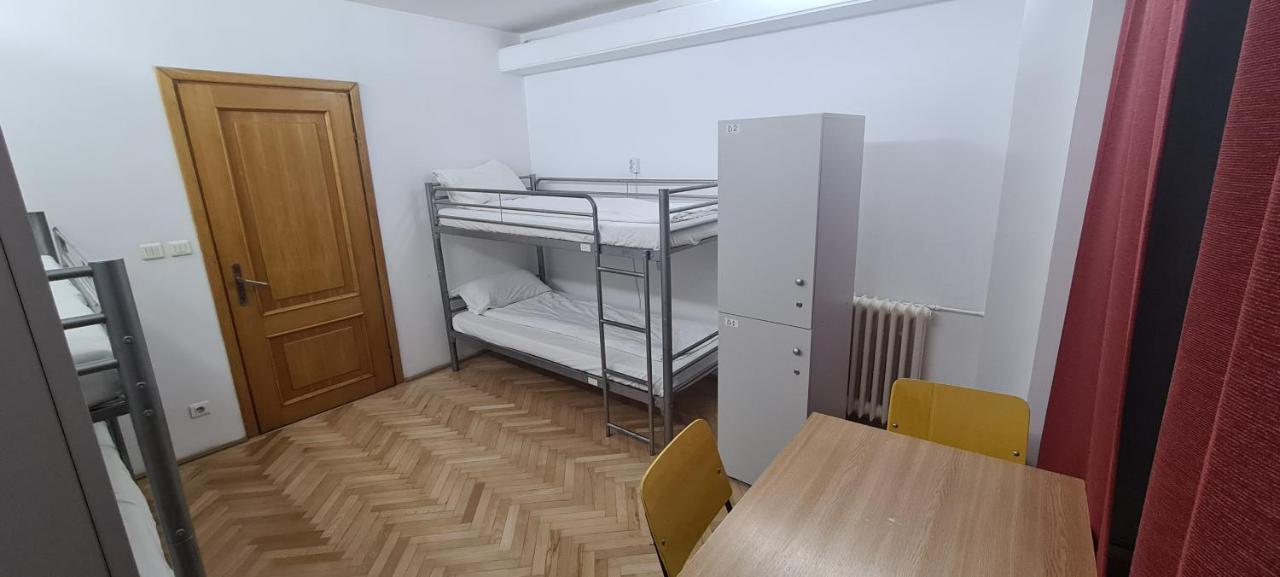 Sleep Inn Hostel Bukurešť Exteriér fotografie