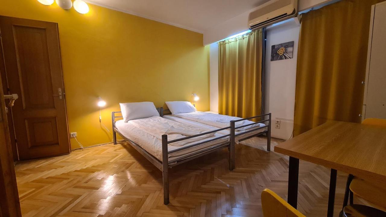 Sleep Inn Hostel Bukurešť Exteriér fotografie